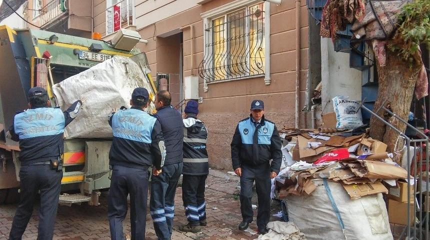 İzmit Belediyesinden &lsquo;&ccedil;ek &Ccedil;ek&rsquo; Operasyonu