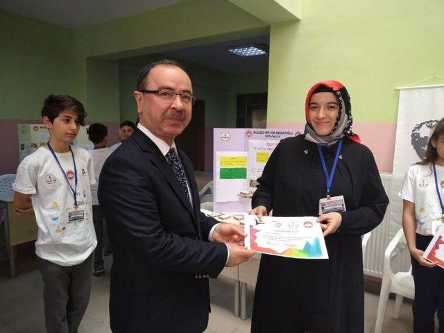 Ortaokulda Tübitak Sergisi 1