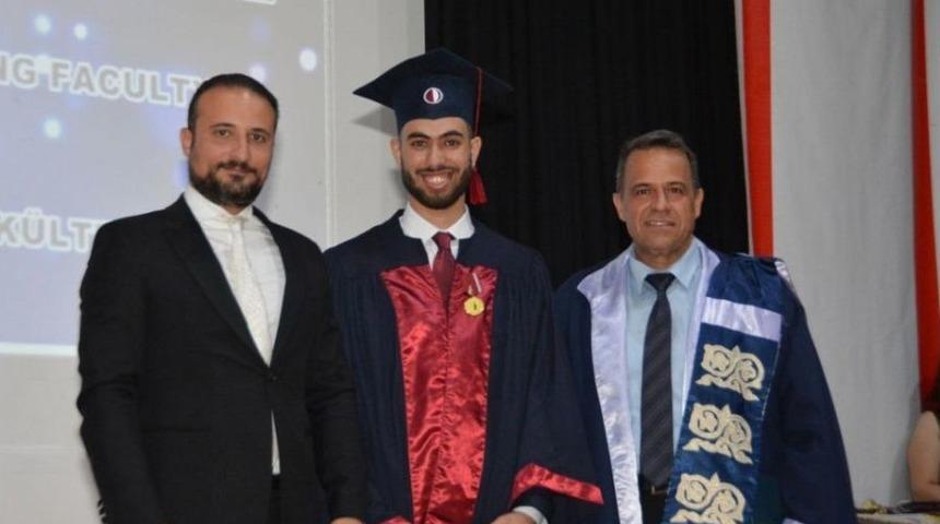 Yakın Doğu &Uuml;niversitesi İnşaat Ve &Ccedil;evre M&uuml;hendisliği Fak&uuml;ltesi Mezuniyet T&ouml;reni Ger&ccedil;ekleşti