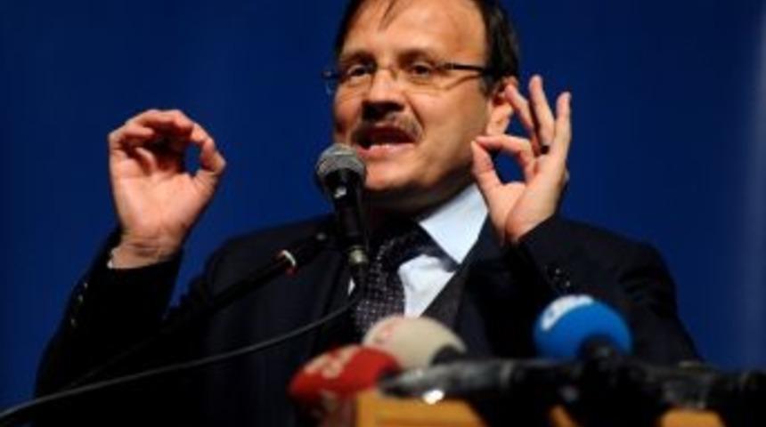 &Ccedil;avuşoğlu&rsquo;ndan Yunanistan&rsquo;a Tepki