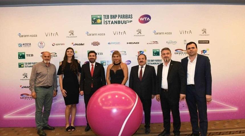 Dünya Tenis Yıldızları Esenyurt’ta