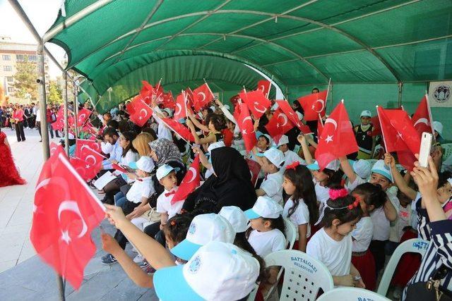 Battalgazi Belediyesi 23 Nisan Etkinliği Düzenledi