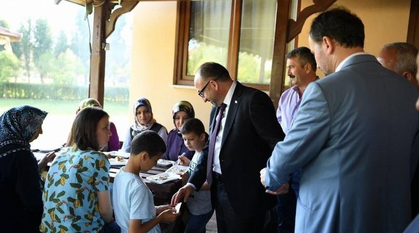 Kartepe&rsquo;de Geleneksel Keşkek G&uuml;n&uuml; Coşkusu