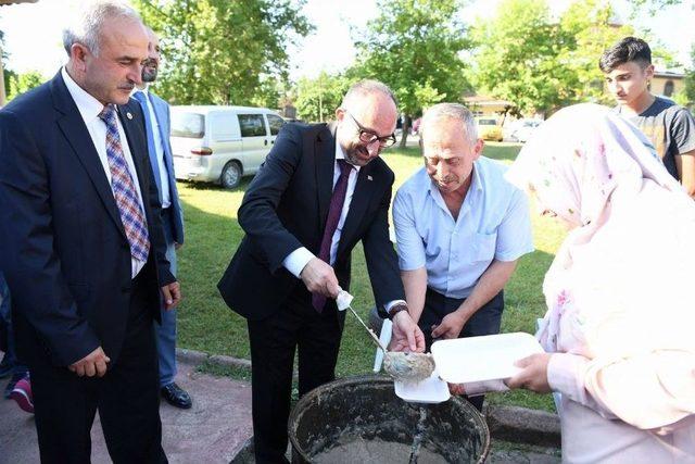 Kartepe’de Geleneksel Keşkek Günü Coşkusu