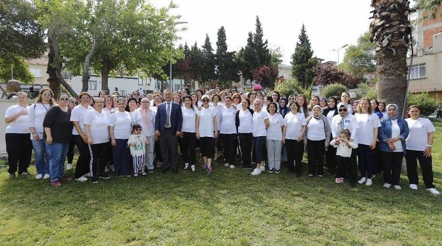 Konak&rsquo;ın Parklarında Spor Keyfi