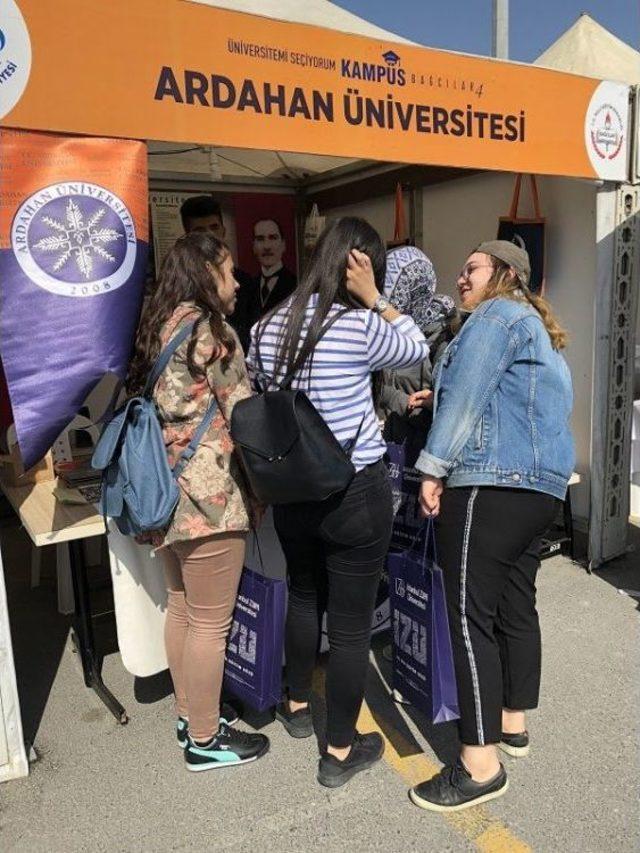 Ar&uuml; 4. &Uuml;niversite Tanıtım Fuarı&rsquo;nın G&ouml;zdesi Oldu 1