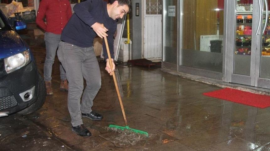 Ardahan&rsquo;da Aralık Ayında Yağan Yağmur Şaşırttı