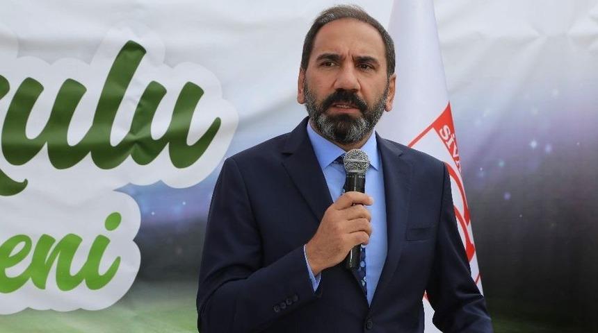 Sivasspor Futbol Okuluna Kavuşuyor