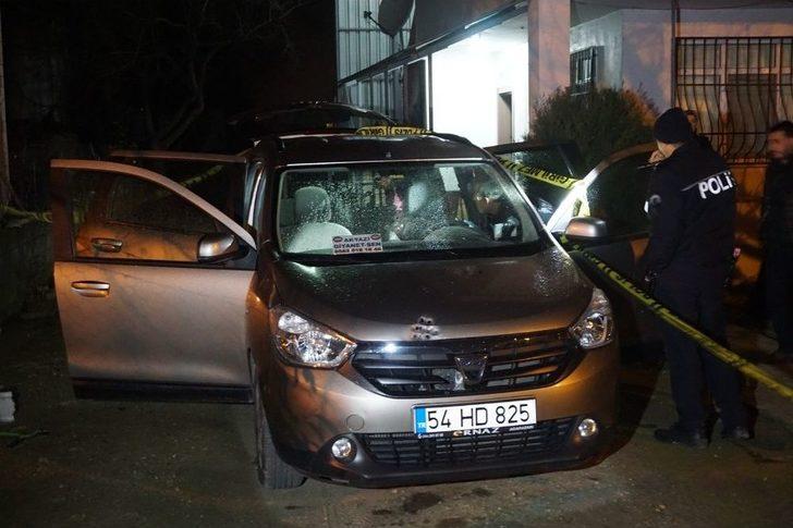 Park Halindeki Otomobile Pompalı Tüfekle Ateş Ettiler G4