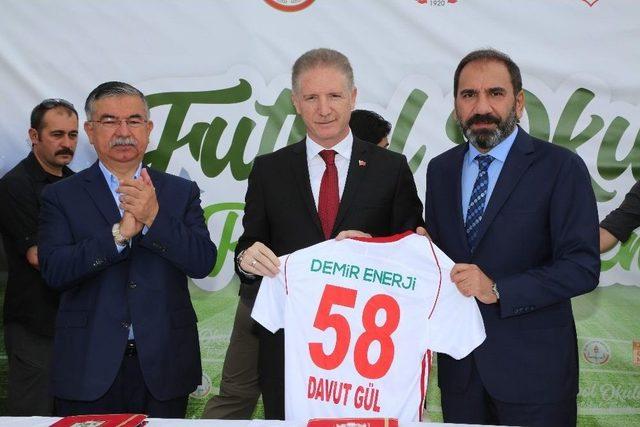 Sivasspor Futbol Okuluna Kavuşuyor