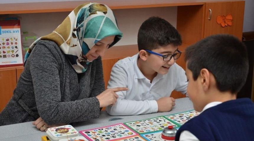 Teknoloji Bağımlılığına Karşı ‘akıl Oyunları Sınıfı’ Açıldı