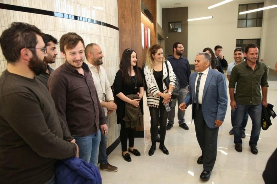 İnşaat M&uuml;hendisleri Başkan B&uuml;y&uuml;kkılı&ccedil;&rsquo;ı Ziyaret Etti