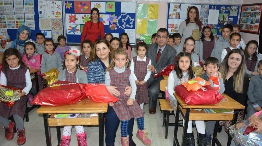 Arkadaşlarının Yeni Yıl Hayallerini Ger&ccedil;ekleştirdiler