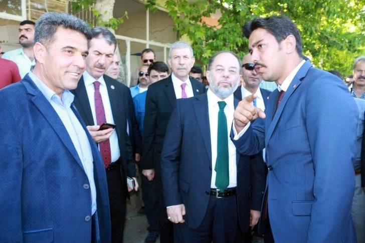 Başbakan Yardımcısı Akdağ Depremzedeleri Ziyaret Etti G1