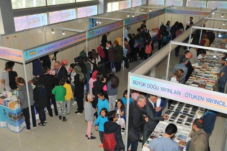 Akşehir 4. Kitap Fuarı Açıldı G5
