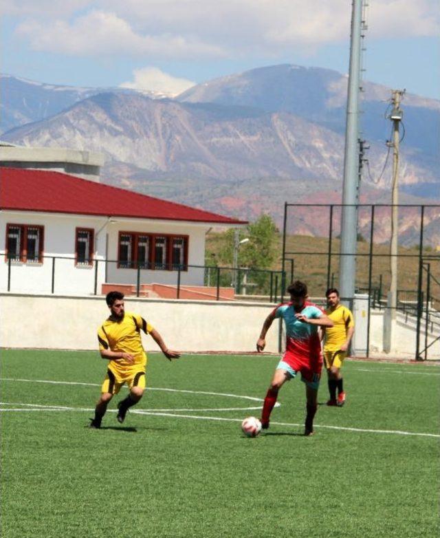 Suşehri’nde Futbol Turnuvası