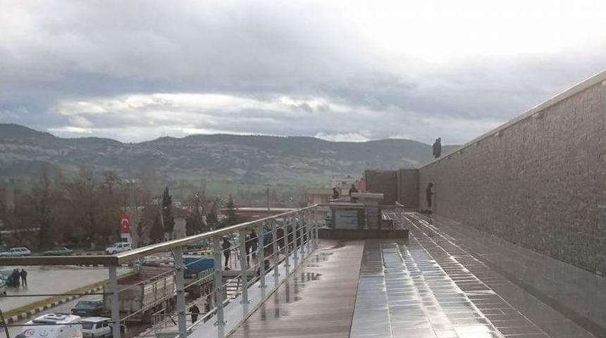 Selendi&rsquo;yi &Uuml;zen &Ouml;l&uuml;m