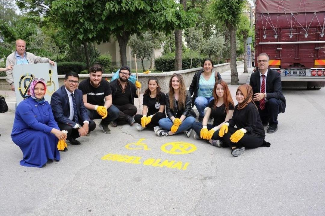 Duyarsız S&uuml;r&uuml;c&uuml;lere Karşı &rsquo;yoluma Engel Olma&rsquo; Projesi