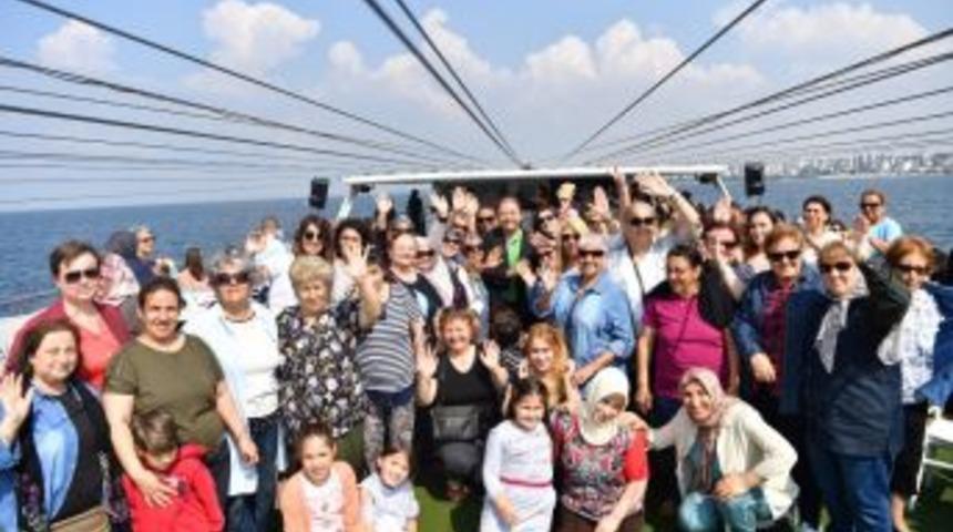 Maltepeli Kadınların Boğaz Keyfi