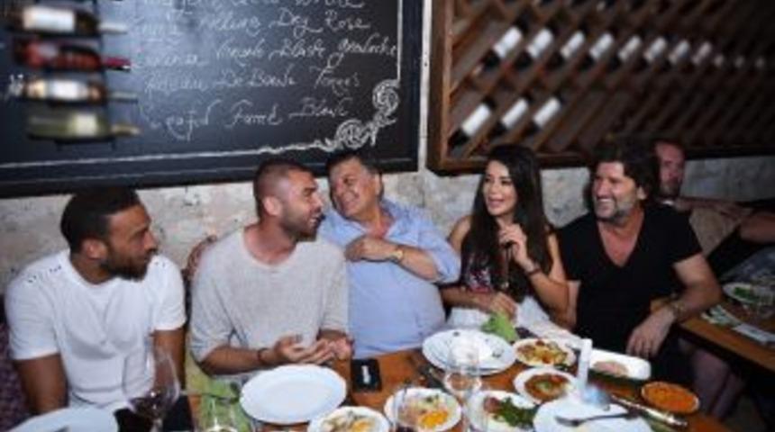 Yeşil Sahanın Yıldızları Ala&ccedil;atı&rsquo;ya Akın Etti