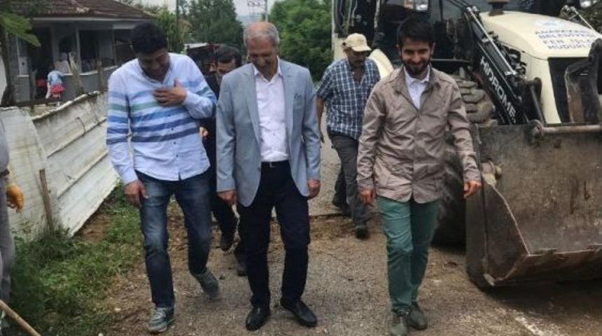 Başkan Dişli, Aland&uuml;z&uuml;&rsquo;nde Asfalt &Ccedil;alışmalarını İnceledi