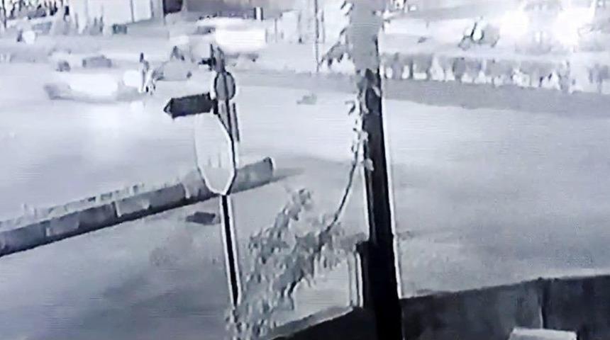 Otomobilin &Ccedil;arptığı Bisikletli &Ccedil;ocuk Ağır Yaralandı