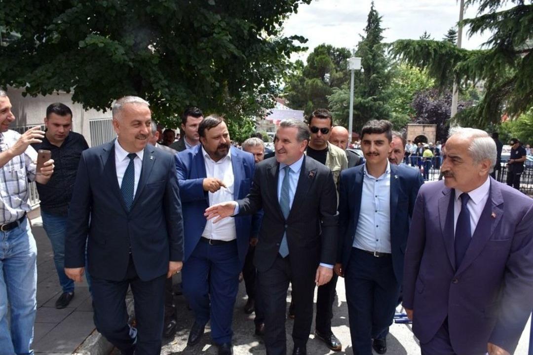 Gen&ccedil;lik Ve Spor Bakanı Osman Aşkın Bak: