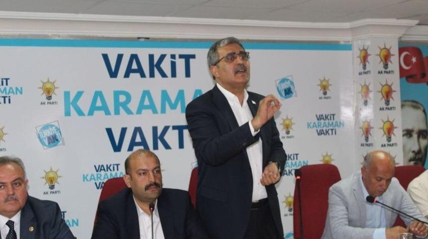 Ak Parti Karaman Teşkilatında Bayramlaşma Programı D&uuml;zenlendi