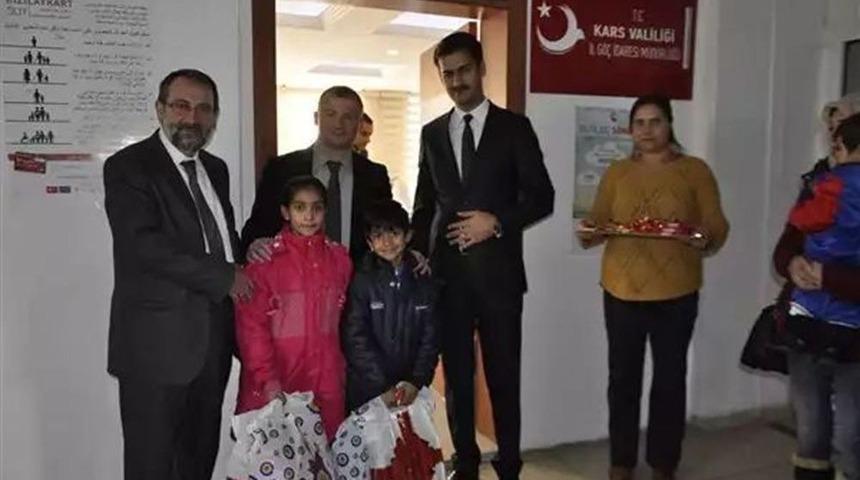 G&ouml;&ccedil;men &Ccedil;ocuklarına Yeni Yıl Hediyesi