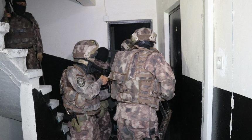 İstanbul&rsquo;da Şafak Vakti Narkotik Operasyonu