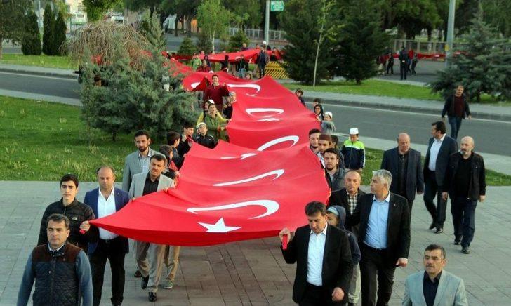 57. Alay Kayseri’de Dev Türk Bayrağıyla Anıldı