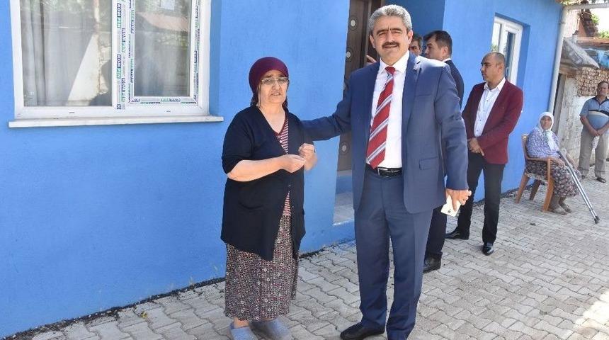 Başkan Alıcık &Uuml;&ccedil; Ailenin Y&uuml;z&uuml;n&uuml; G&uuml;ld&uuml;rd&uuml;