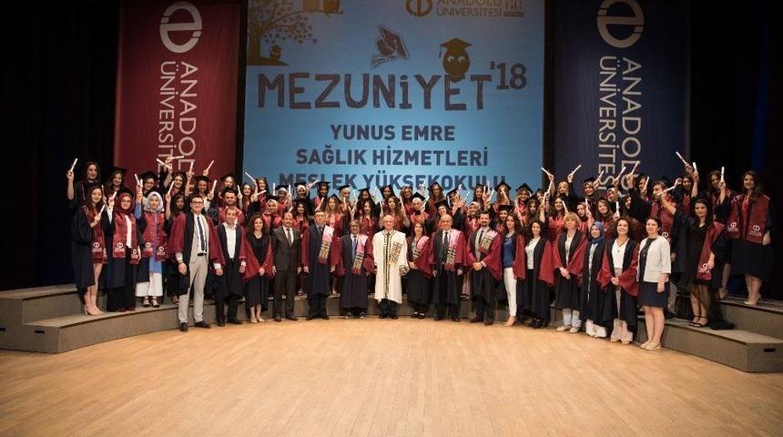 Anadolu &Uuml;niversitesi Mezunlarını Uğurluyor