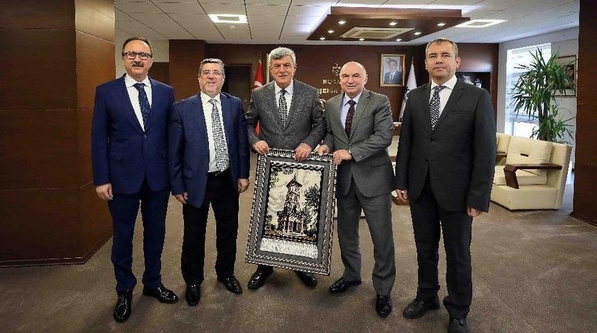 İmes Osb&rsquo;den Karaosmanoğlu&rsquo;na Teşekk&uuml;r