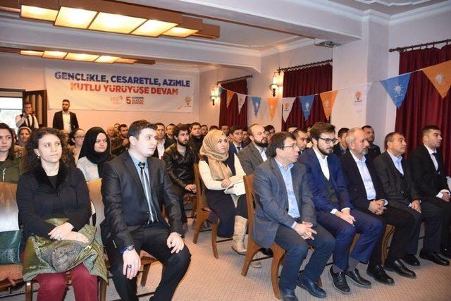 Bigadiç Ak Parti Gençlik Kolları Başkanı Demirtaş Oldu