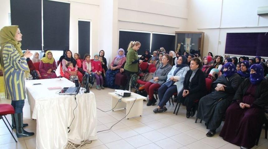Şanlıurfa&rsquo;da Kadın Hakları Konferansı D&uuml;zenlendi