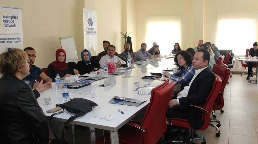 Erciyes Teknopark’ta Ardeb Uygulamalı Proje Önerisi Yazma Eğitimleri Devam Ediyor
