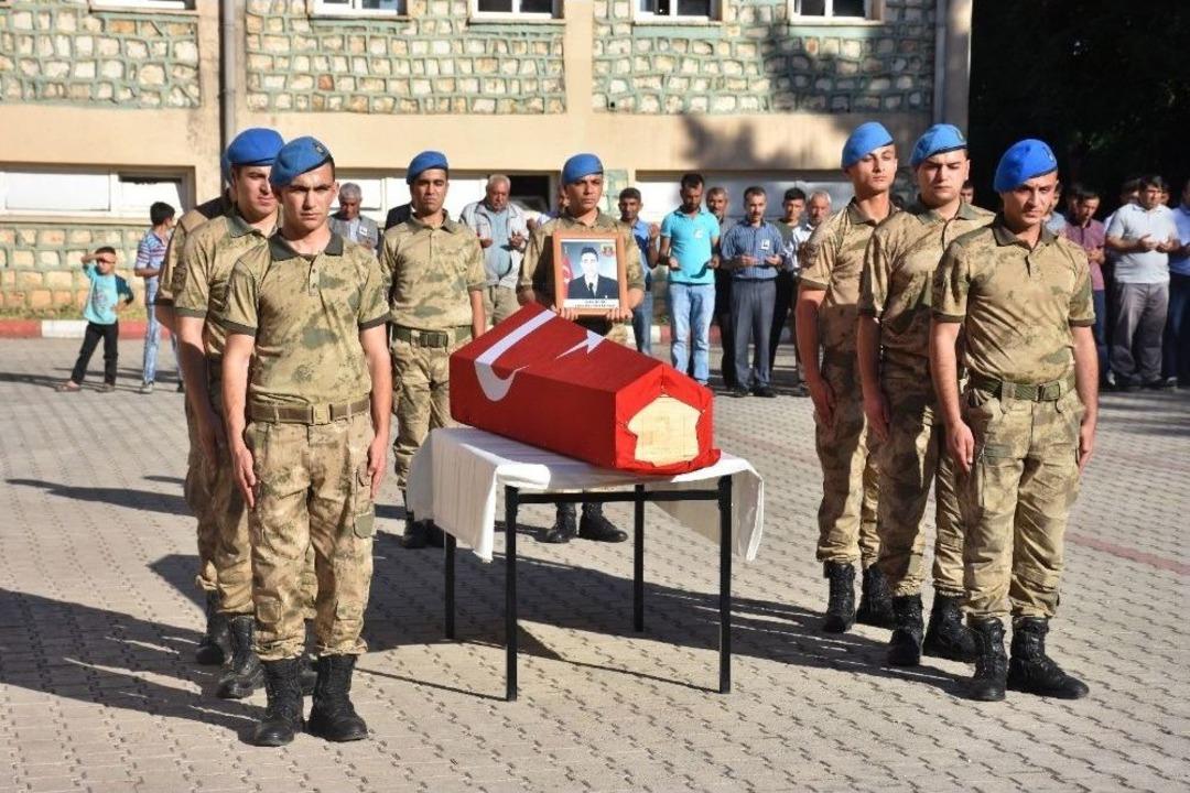 Darge&ccedil;itli Asker Ve Kardeşi Son Yolculuğuna Uğurlandı