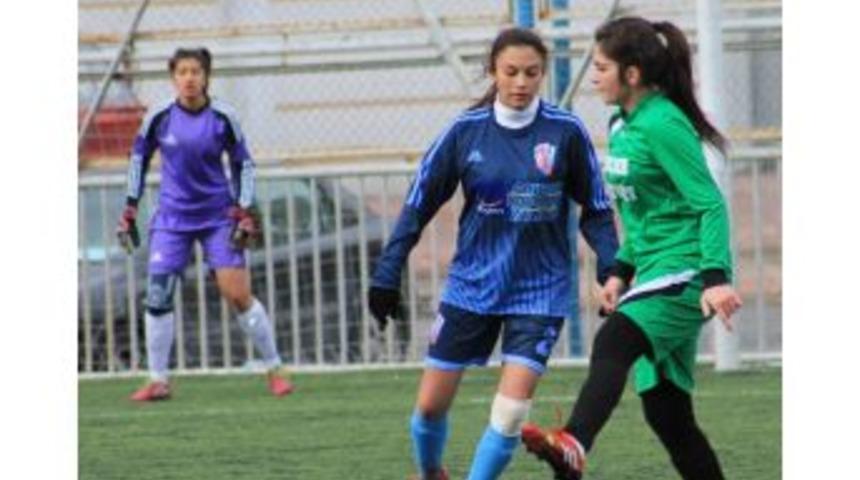Malatya Bayanlarspor Deplasmanda Farklı Galip