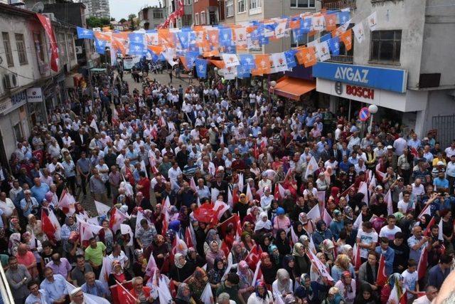 Vakfıkebir Ak Parti Millletvekili Adaylarını Bağrına Bastı