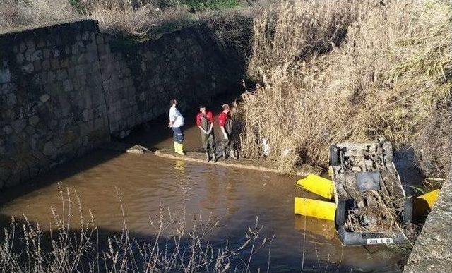 Gömeç’te Dereye Uçan Taksi Şoförü Hayatını Kaybetti