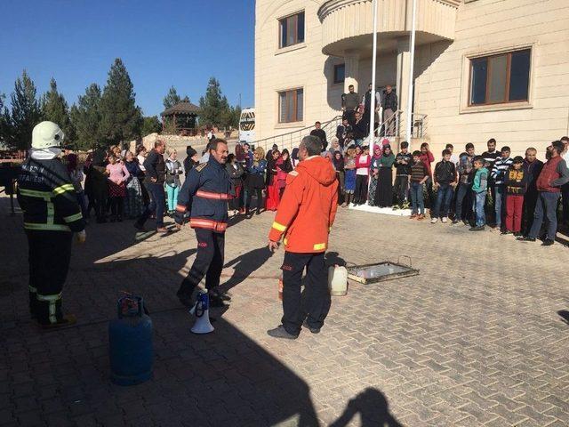 Midyat’ta 1 Tekstil Atölyesinde Yangın Tatbikatı Yapıldı