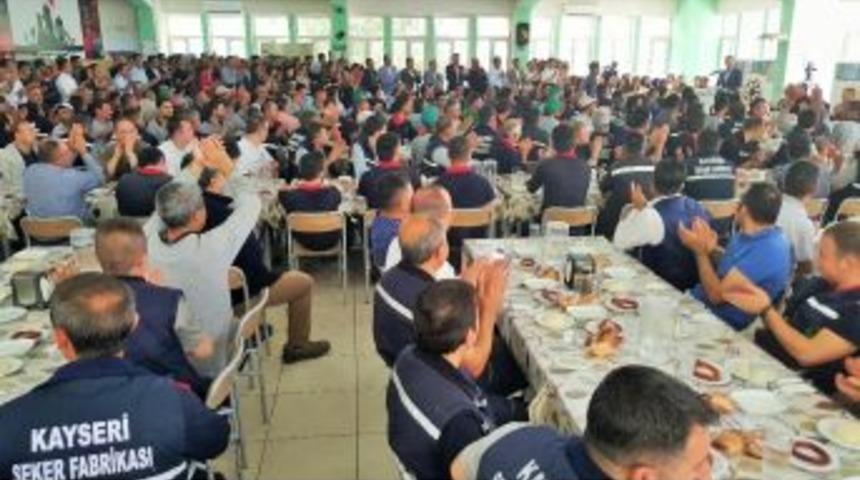 Başkan Akay, Çalışanlarla ’ordunun Duası’ İle Bayramlaştı