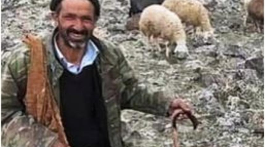 Tabanca İle Oynarken Çobanı Vurdu