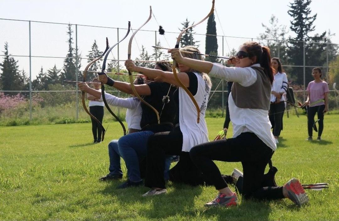 Adanalı Kadınlar Ok&ccedil;uluk Kul&uuml;b&uuml; Kurdu