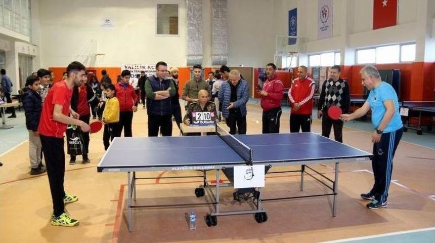 Hakkari&rsquo;de &lsquo;valilik Masa Tenisi Halk Turnuvası&rsquo; D&uuml;zenlendi