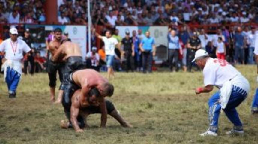 Binlerce Pehlivanın G&ouml;z&uuml; Kulağı Bu Haberde!