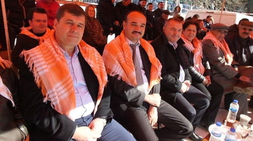 G&ouml;me&ccedil;&rsquo;de Yılın Son G&uuml;n&uuml; Deve G&uuml;reşi Heyecanı Yaşandı