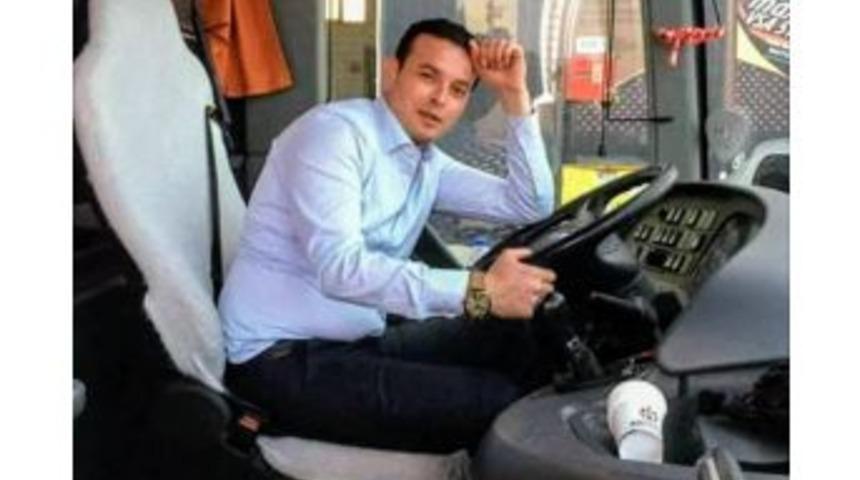 Protokol Eşlerini Taşırken Kaza Yapan Minib&uuml;s&uuml;n Şof&ouml;r&uuml; 8 G&uuml;n Sonra Hayatını Kaybetti