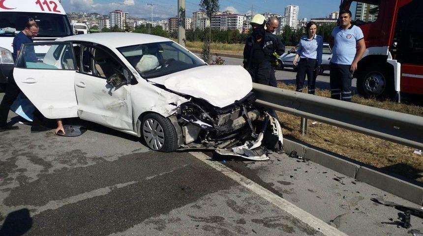 Samsun&rsquo;da Zincirleme Trafik Kazası: 5 Yaralı